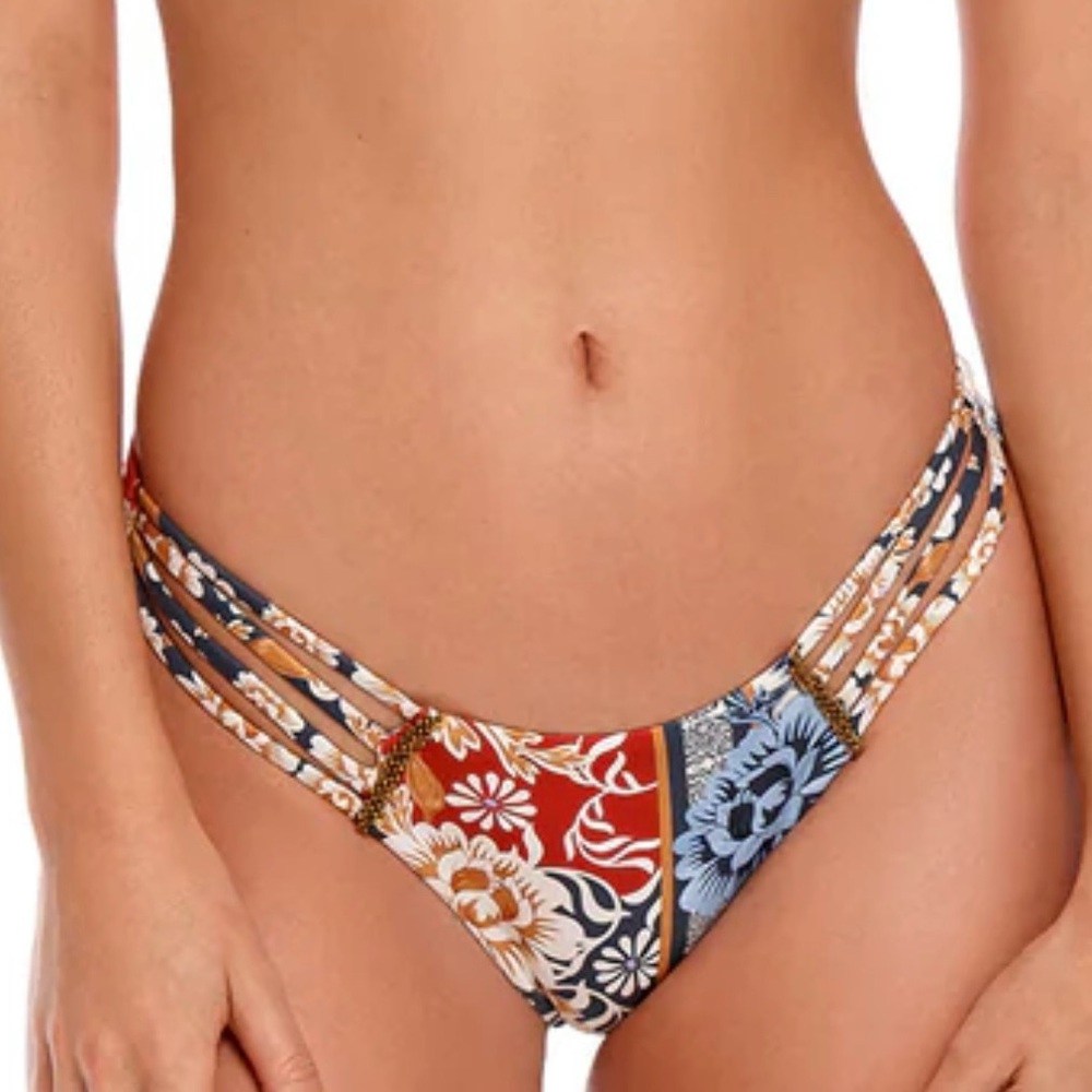 NWT Agua Bendita NWT Swim Emma bottom cheeky Large